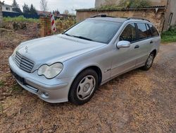 Grau Gebraucht 2005 Mercedes C200 Kombi | 1.100 € (Fairer Preis)