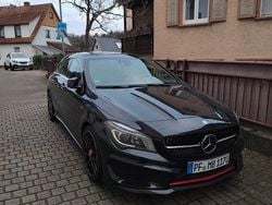 Schwarz Gebraucht 2015 Mercedes CLA250 Shooting Brake Kombi | 18.000 € (Guter Preis)
