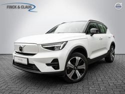 Crystal weiss Gebraucht 2022 Volvo XC40 Core SUV | 28.890 € (Guter Preis)
