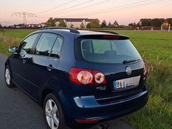 Blau Gebraucht 2010 VW Golf Plus Comfortline Van / Kleinbus | 4.400 € (Fairer Preis)