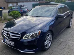 Blau Gebraucht 2016 Mercedes E250 AMG line Limousine | 18.490 € (Guter Preis)