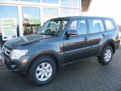 Mineralgrau Gebraucht 2011 Mitsubishi Pajero Invite SUV | 11.980 € (Guter Preis)