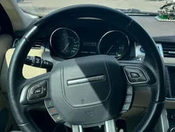 Weiß Gebraucht 2012 Land Rover Range Rover evoque Limousine | 14.900 €