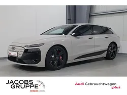 Siambeige metallic Gebraucht 2025 Audi e-tron Ambiente SUV | 89.920 € (Superpreis)