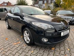 Schwarz Gebraucht 2013 Renault Mégane III Expression Limousine | 5.490 € (Guter Preis)