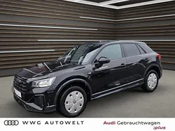 Mythosschwarz metallic Gebraucht 2025 Audi Q2 S-Line SUV | 32.980 € (Fairer Preis)