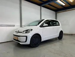 Weiß Gebraucht 2017 VW up! move up! Kleinwagen | 6.900 € (Fairer Preis)
