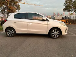 Weiß Gebraucht 2023 Mitsubishi Space Star Select+ Kleinwagen | 12.699 € (Fairer Preis)