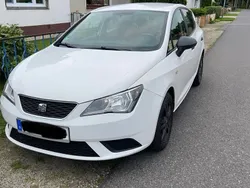 Weiß Gebraucht 2013 Seat Ibiza Reference Kleinwagen | 5.500 € (Fairer Preis)