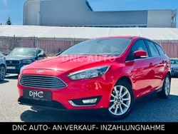 Rot Gebraucht 2017 Ford Focus Titanium Kombi | 7.440 € (Superpreis)
