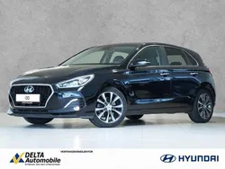 Phantom black / mic (metallic) Gebraucht 2019 Hyundai i30 Premium Limousine | 15.290 € (Guter Preis)