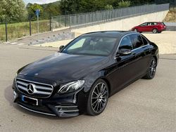 Schwarz Gebraucht 2018 Mercedes E220 AMG line Limousine | 31.500 € (Etwas zu teuer)