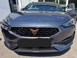 Grau Gebraucht 2023 Cupra Leon Kombi | 29.000 € (Guter Preis)
