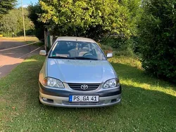 Gebraucht 2002 Toyota Avensis Limousine | 2.299 €