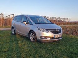 Silber Gebraucht 2018 Opel Zafira Tourer Selective Van / Kleinbus | 10.500 € (Guter Preis)