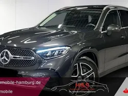 Grafitgrau lack Gebraucht 2023 Mercedes GLC220 SUV | 59.900 € (Etwas zu teuer)