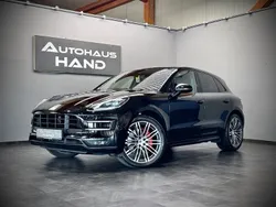 Schwarz Gebraucht 2019 Porsche Macan Turbo Chrono SUV | 55.990 €