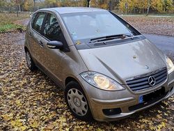Gold Gebraucht 2005 Mercedes A180 Kleinwagen | 4.500 € (Etwas zu teuer)