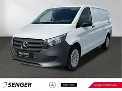 Weiß Gebraucht 2024 Mercedes Vito Van / Kleinbus | 37.426 € (Etwas zu teuer)