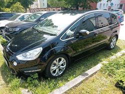 Schwarz Gebraucht 2010 Ford S-MAX S Van / Kleinbus | 7.600 € (Teuer)