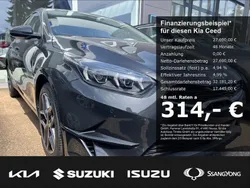 Weiß Neu 2025 Kia Ceed Style Limousine | 27.690 € (Guter Preis)