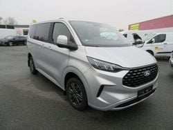 Silber Gebraucht 2025 Ford Tourneo Titanium Van / Kleinbus | 42.999 € (Superpreis)