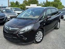 Braun Gebraucht 2016 Opel Zafira Tourer Innovation Van / Kleinbus | 8.690 € (Fairer Preis)
