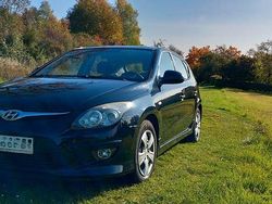 Schwarz Gebraucht 2010 Hyundai i30 Classic Limousine | 4.900 € (Fairer Preis)