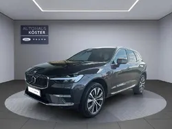 Platinum grey / metallic Gebraucht 2022 Volvo XC60 Inscription SUV | 44.970 € (Etwas zu teuer)