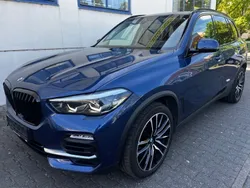 Phytonicblau metallic Gebraucht 2021 BMW X5 Sport Line SUV | 49.350 € (Superpreis)