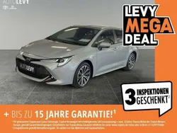 Manhattangrau metallic Gebraucht 2021 Toyota Corolla Team Kombi | 20.490 € (Guter Preis)