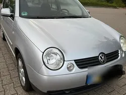 Grau Gebraucht 2003 VW Lupo Kleinwagen | 1.350 € (Etwas zu teuer)
