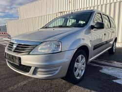 Silber Gebraucht 2013 Dacia Logan MCV Lauréate Kombi | 2.499 € (Fairer Preis)