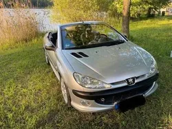 Silber Gebraucht 2002 Peugeot 206 CC Sport Cabrio | 2.949 €