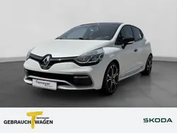 Weiß Gebraucht 2016 Renault Clio IV Trophy Limousine | 15.980 € (Fairer Preis)