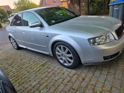 Silber Gebraucht 2003 Audi A4 Ambiente Limousine | 1.200 € (Superpreis)