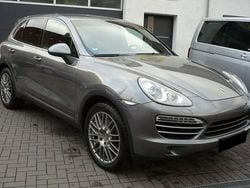 Grau Gebraucht 2012 Porsche Cayenne SUV | 14.950 € (Superpreis)
