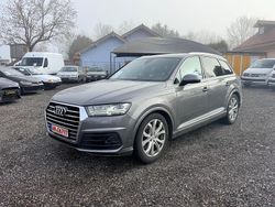 Grau Gebraucht 2015 Audi Q7 Ambiente SUV | 25.000 € (Fairer Preis)