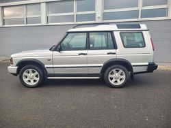 Silber Gebraucht 2002 Land Rover Discovery 2 SUV | 16.900 €
