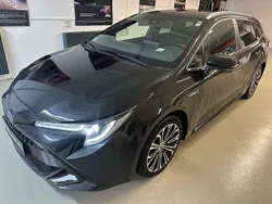 Schwarz Gebraucht 2022 Toyota Corolla Team Kombi | 14.590 € (Fairer Preis)