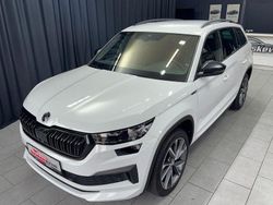 Weiß Gebraucht 2022 Skoda Kodiaq SportLine SUV | 37.999 € (Etwas zu teuer)