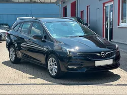Black meet kettle Gebraucht 2023 Opel Astra Kombi | 15.995 € (Fairer Preis)