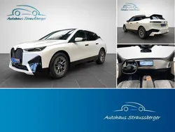 Weiß Gebraucht 2023 BMW iX Sport Line SUV | 65.990 € (Superpreis)