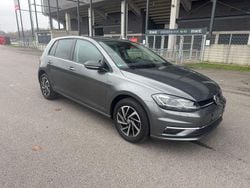 Grau Gebraucht 2019 VW Golf VII Join Limousine | 12.900 € (Superpreis)