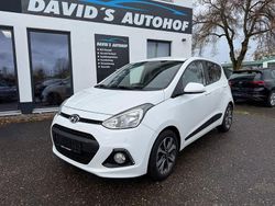 Weiß Gebraucht 2016 Hyundai i10 Passion Kleinwagen | 6.999 € (Guter Preis)