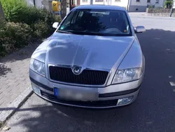 Grau Gebraucht 2007 Skoda Octavia Limousine | 1.500 € (Guter Preis)