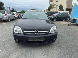 Schwarz Gebraucht 2004 Opel Vectra Cosmo Limousine | 1.190 € (Superpreis)