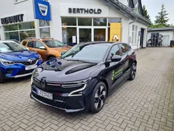 Schwarz Gebraucht 2022 Renault Mégane Equilibre Kleinwagen | 28.900 € (Superpreis)