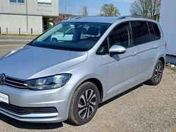 Silber Gebraucht 2022 VW Touran Active Van / Kleinbus | 25.890 € (Fairer Preis)