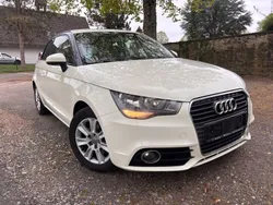 Weiß Gebraucht 2011 Audi A1 Attraction Kleinwagen | 2.999 €